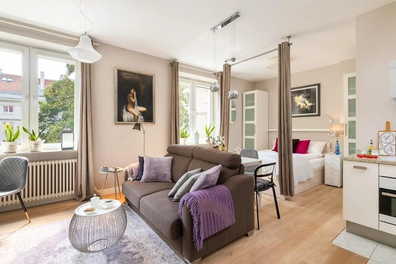 Rent Like Home - Nowy Swiat 47A contacts